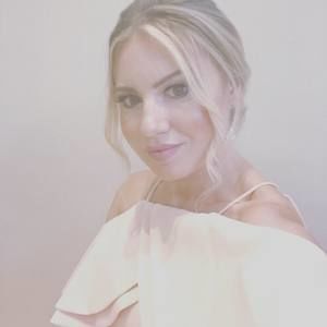 Meet your Posher, Christiana